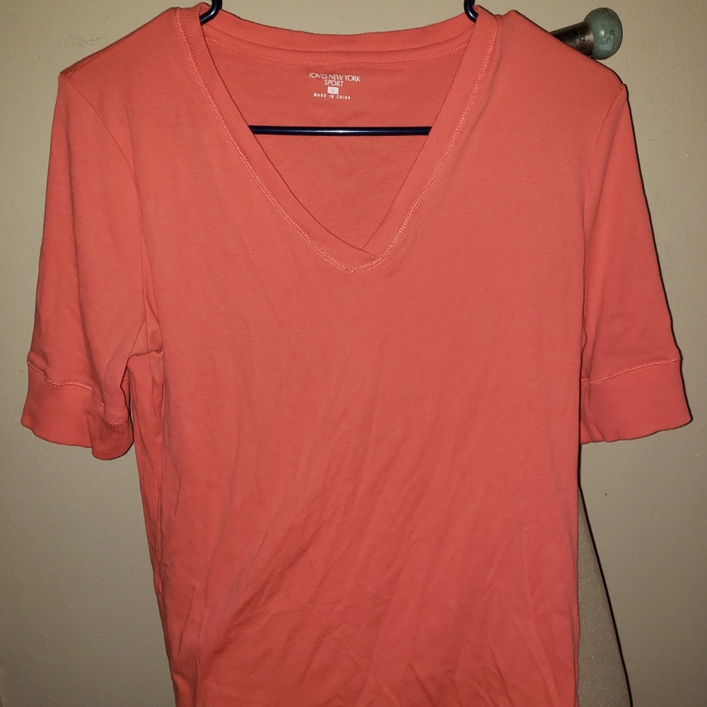 Jones New York Sport female shirt size Lg